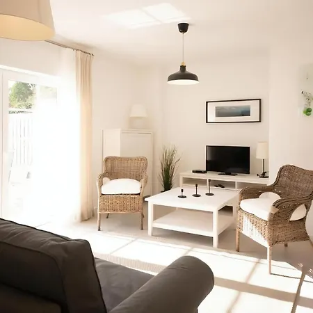 Дом отдыха Ariane - Achterwasser-findling Netzelkow