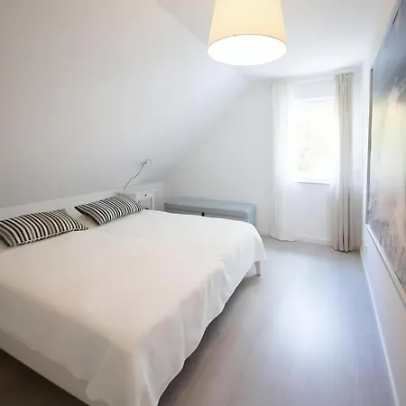 Ariane - Achterwasser-findling * Netzelkow